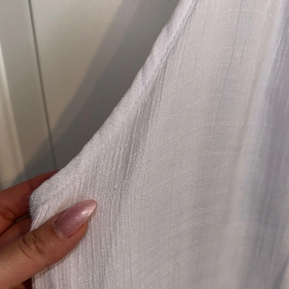 Mlle Gabrielle- White Sleeveless High-Low Maxi Dress size Medium - Picture 4 of 11